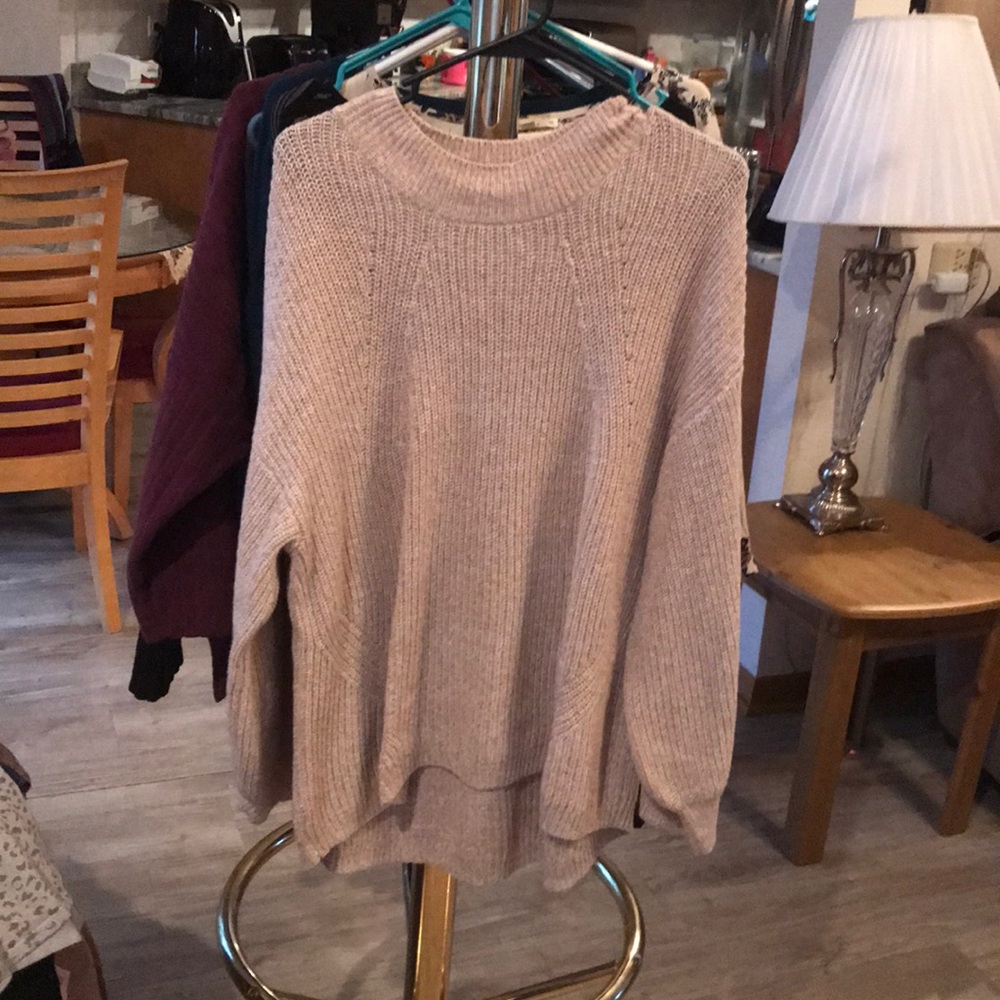Super cute sweater